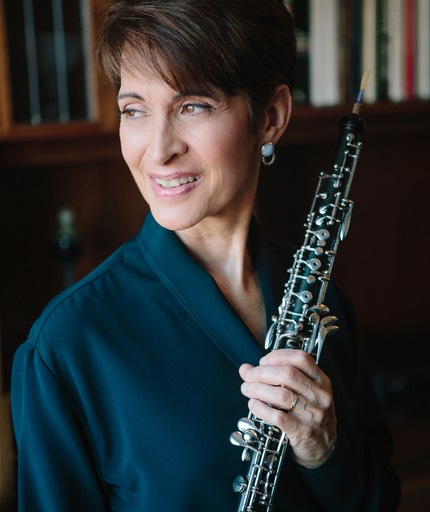 Elaine Douvas (Photo: Tatiana Daubek)